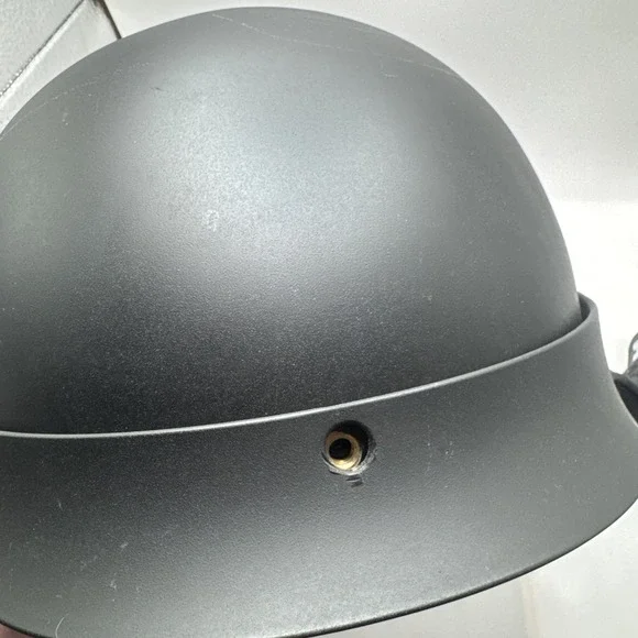 Harley Davidson MD 57-58 cm Matte‎ Black Skull Logo Half Helmet Leather Straps